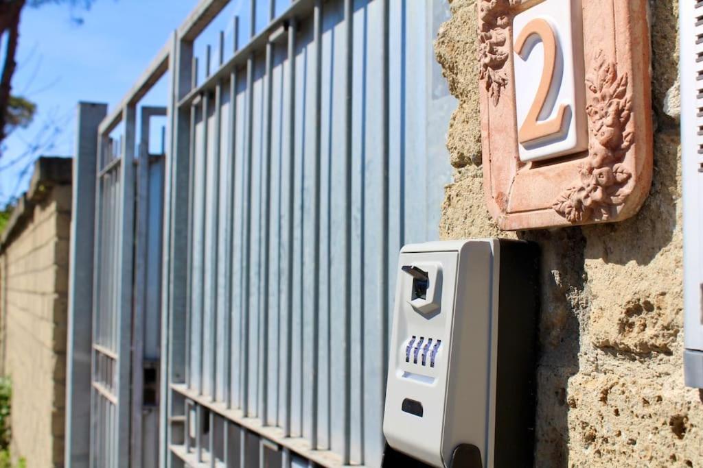 Appartamento The Garden House Fco, Self Check In And Free Private Parking Fiumicino Esterno foto